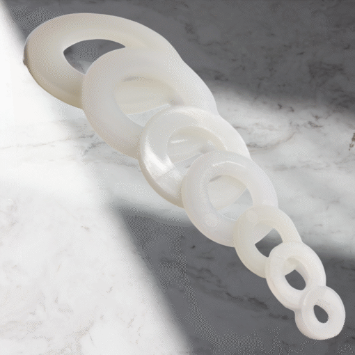 Nylon White Washers Form A Flat - Image 8